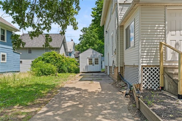 81 Cotter Avenue, Akron, OH 44305