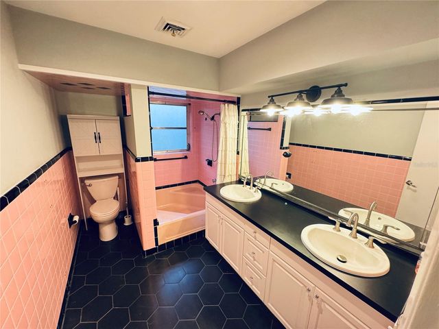 2022 EDGEWOOD ROAD, Leesburg, FL 34748