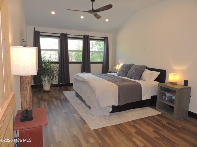 164 Bay View Drive, Chocowinity, NC 27817