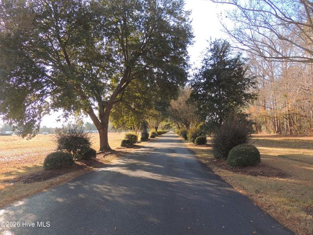 164 Bay View Drive, Chocowinity, NC 27817