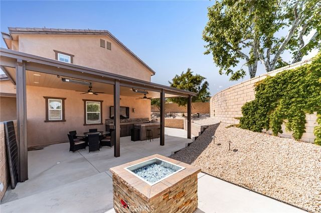 18096 Crabapple Court, San Bernardino, CA 92407
