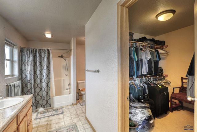 15034 JUSTICE RD, Box Elder, SD 57719