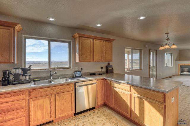 15034 JUSTICE RD, Box Elder, SD 57719