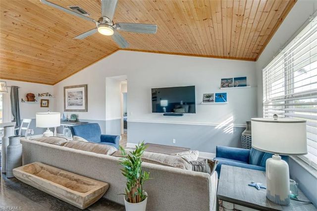 15869 Missouri ST, Bokeelia, FL 33922