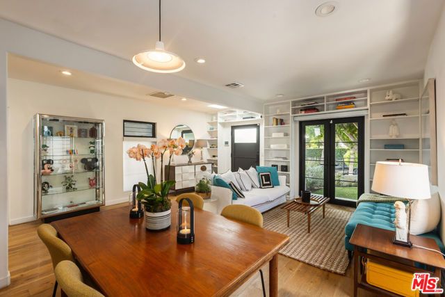 8985 Lloyd Place, West Hollywood, CA 90069