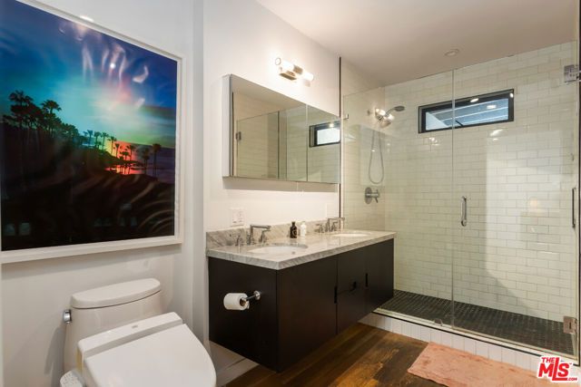 8985 Lloyd Place, West Hollywood, CA 90069