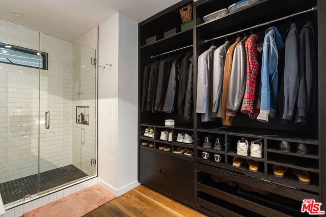 8985 Lloyd Place, West Hollywood, CA 90069