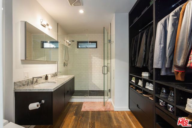 8985 Lloyd Place, West Hollywood, CA 90069