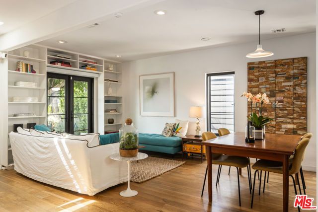 8985 Lloyd Place, West Hollywood, CA 90069