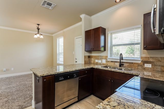 4011 Anton Dr, San Antonio, TX 78223