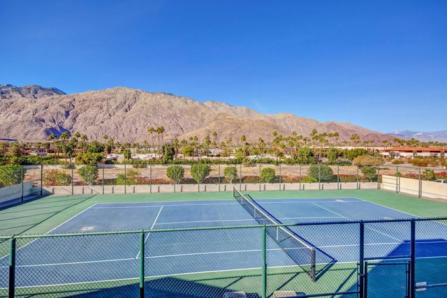 255 S Avenida Caballeros 313, Palm Springs, CA 92262