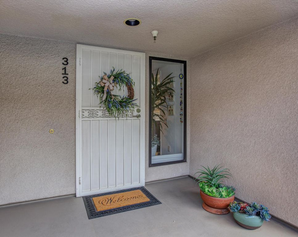 255 S Avenida Caballeros 313, Palm Springs, CA 92262