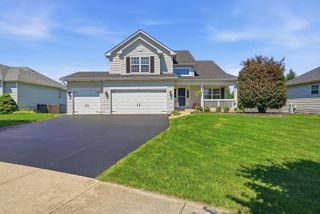 2213 Roaring Creek Drive, Aurora, IL 60503