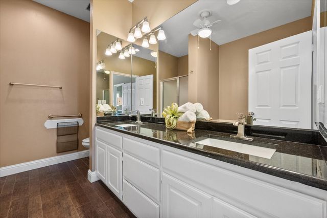 603 W 6th Avenue 203, Corsicana, TX 75110