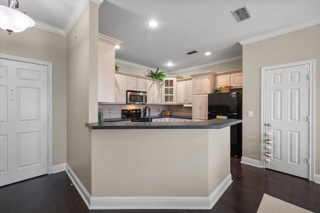 603 W 6th Avenue 203, Corsicana, TX 75110