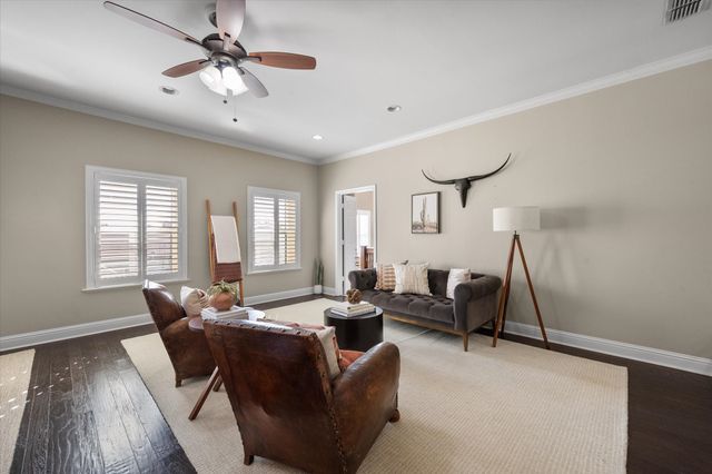 603 W 6th Avenue 203, Corsicana, TX 75110