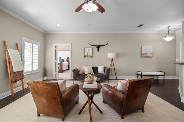 603 W 6th Avenue 203, Corsicana, TX 75110