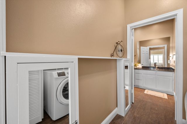 603 W 6th Avenue 203, Corsicana, TX 75110