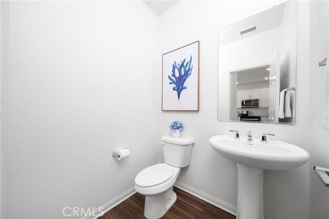 208 Bonita Ln, Rialto, CA 92376