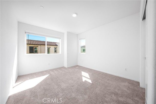 208 Bonita Ln, Rialto, CA 92376