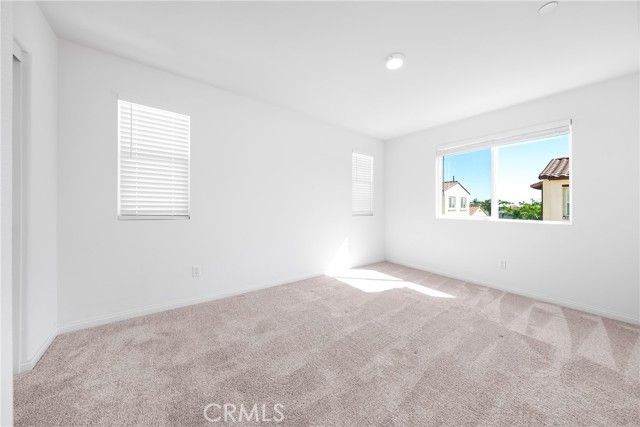 208 Bonita Ln, Rialto, CA 92376