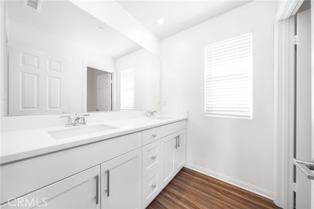 208 Bonita Ln, Rialto, CA 92376