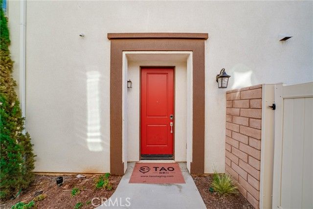 208 Bonita Ln, Rialto, CA 92376