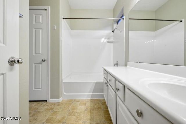 17636 W MAUI Lane, Surprise, AZ 85388