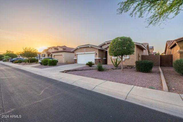 17636 W MAUI Lane, Surprise, AZ 85388