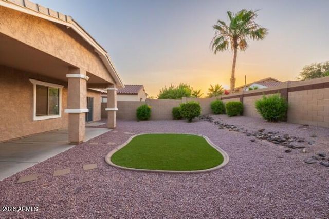 17636 W MAUI Lane, Surprise, AZ 85388