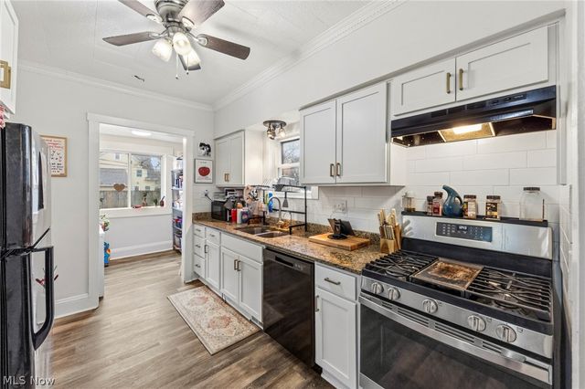 3172 Warrington Road, Shaker Heights, OH 44120