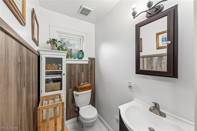 3172 Warrington Road, Shaker Heights, OH 44120