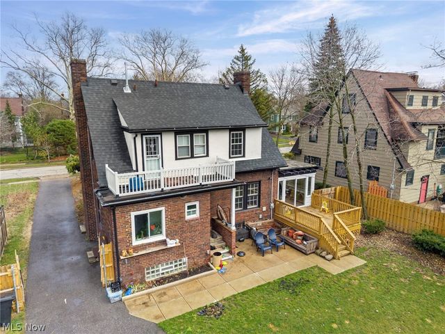 3172 Warrington Road, Shaker Heights, OH 44120