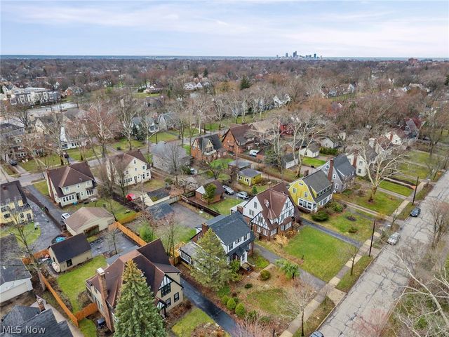 3172 Warrington Road, Shaker Heights, OH 44120