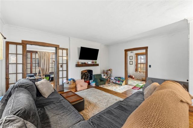 3172 Warrington Road, Shaker Heights, OH 44120