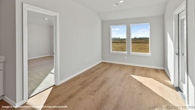 9915 E 135th Street S, Bixby, OK 74008