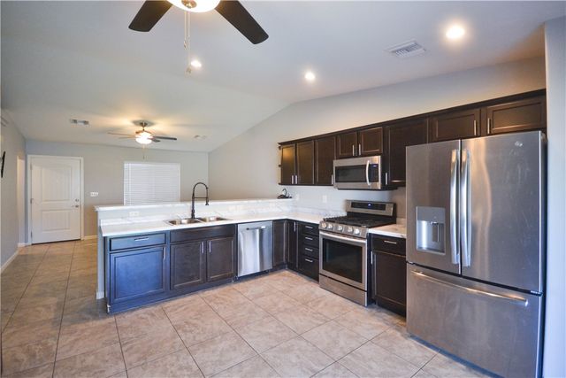 9927 S Phoenix Drive, Mohave Valley, AZ 86440