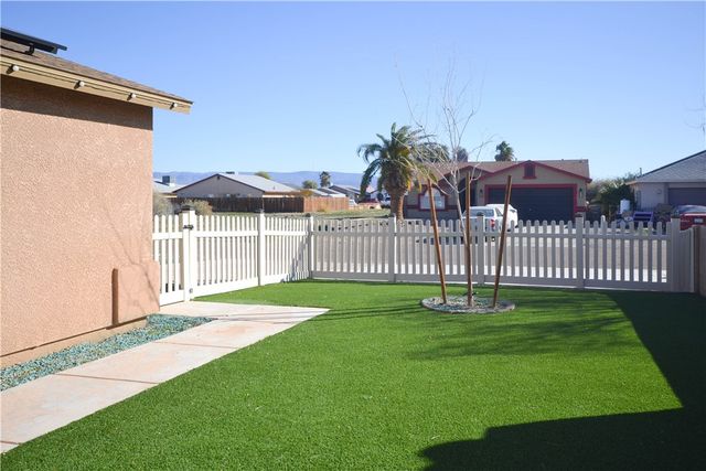 9927 S Phoenix Drive, Mohave Valley, AZ 86440