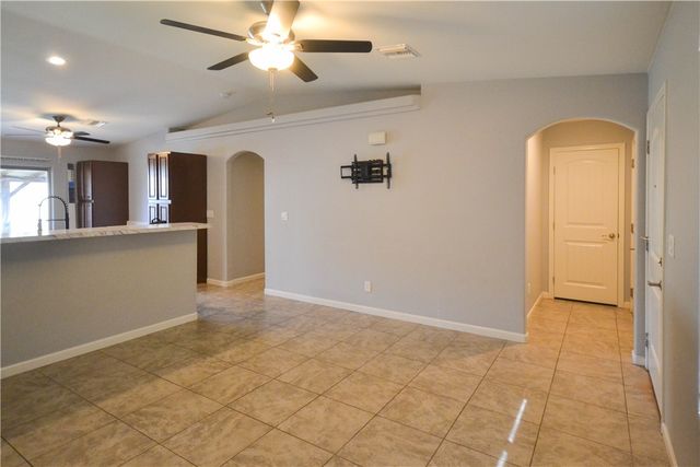 9927 S Phoenix Drive, Mohave Valley, AZ 86440