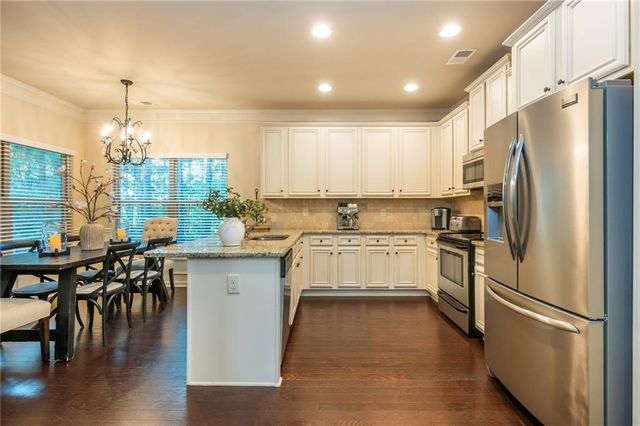 2689 Woodward Down Trail, Buford, GA 30519