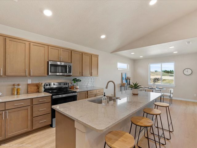 5345 N Ainsworth Ln, Spokane, WA 99217