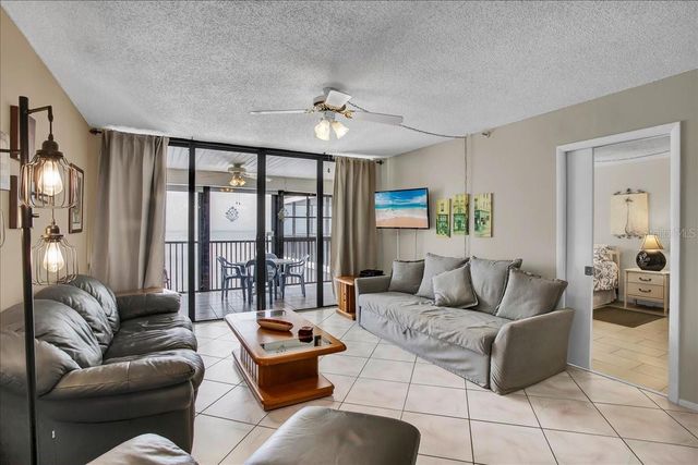 15462 GULF BOULEVARD 903, Madeira Beach, FL 33708
