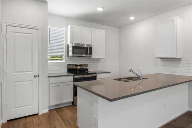 500 Municipal DR 103, Leander, TX 78641