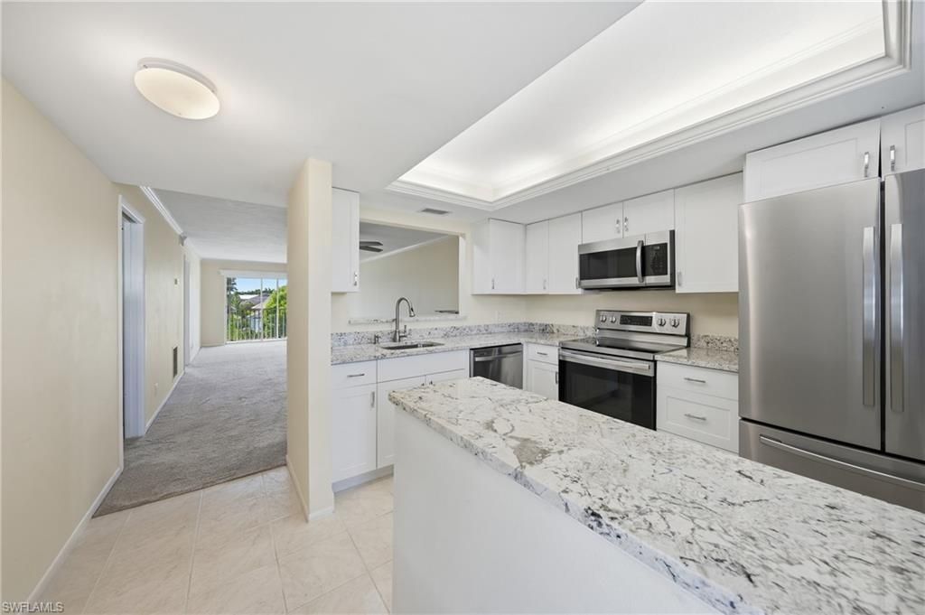 3150 Binnacle DR 318, NAPLES, FL 34103 — exterior