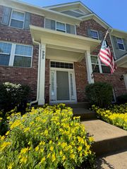 995 Reserve Drive, Elgin, IL 60124