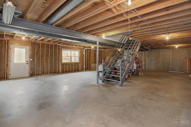 10950 Kristiridge Drive, Colerain Twp, OH 45252