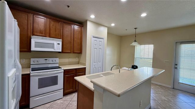 2079 CYPRESS BAY BOULEVARD, Kissimmee, FL 34743