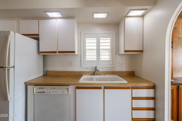 9318 E Sun Lakes Boulevard S, Sun Lakes, AZ 85248