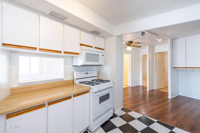 9318 E Sun Lakes Boulevard S, Sun Lakes, AZ 85248