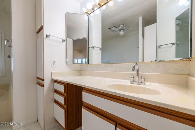 9318 E Sun Lakes Boulevard S, Sun Lakes, AZ 85248